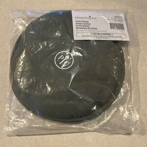 NEW Pampered chef tortilla warmer